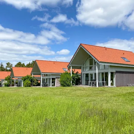 Familienunterkunft Wiesengeflüster S3 - Kinderfreundlich, Nur 3 Minuten Zum Ferienhaus Röbel