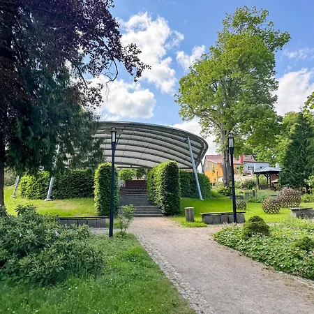 Familienunterkunft Wiesengefluester S3 - Kinderfreundlich, Nur 3 Minuten Zum Casa de Férias *
