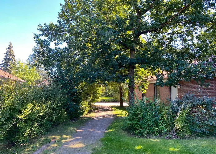 Familienunterkunft Wiesengefluester S3 - Kinderfreundlich, Nur 3 Minuten Zum * Röbel